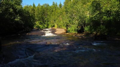 Sound of water flowing